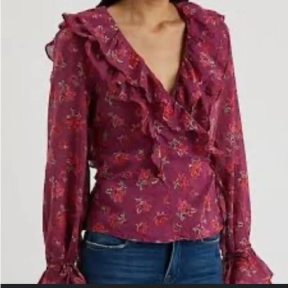 Free People Amanda Ruffle Wrap Top burgundy  Floral size M NWT - Picture 3 of 8